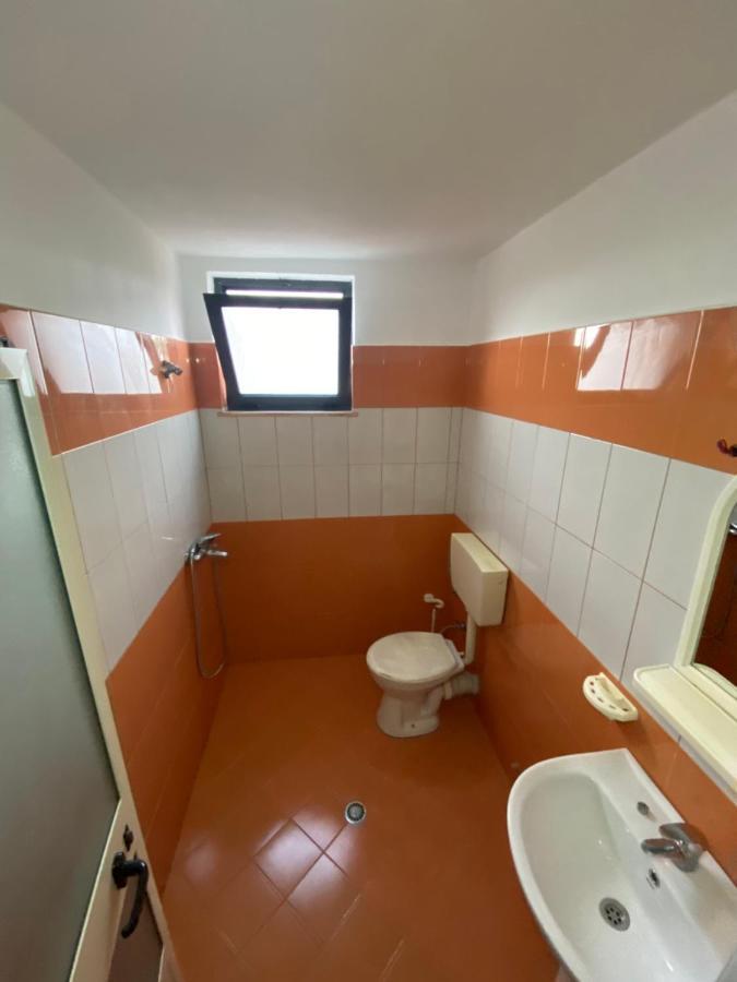 Villa Osmani Durres Exterior photo